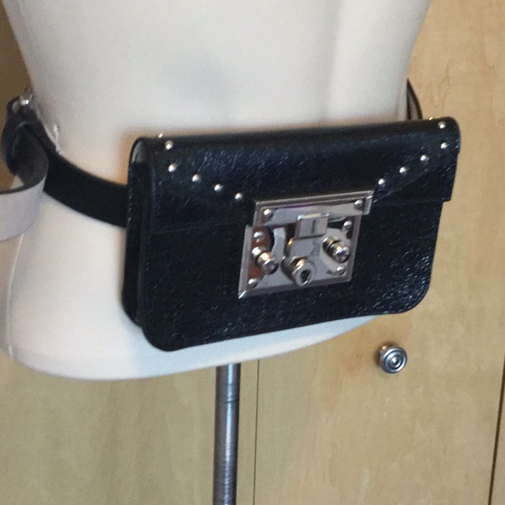 STEVE MADDENHardware Belt Bag - Black - Picture 2 of 16